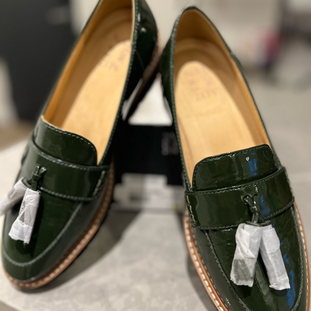 Naturalizer Dark Green Patent Loafers